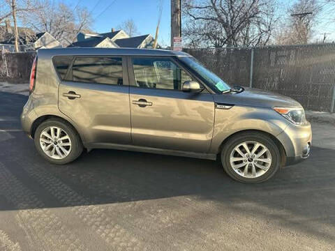2017 Kia Soul +