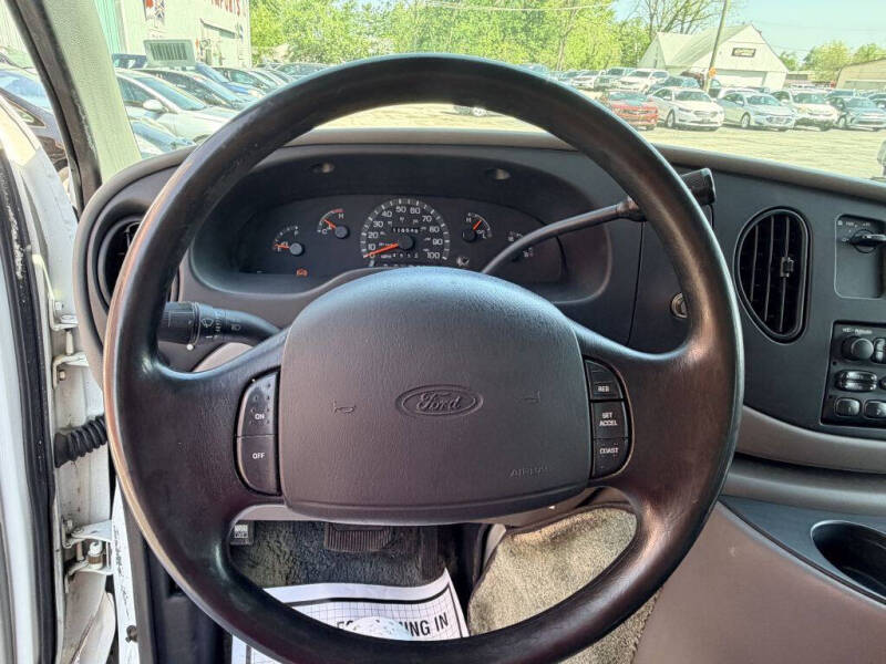 1999 Ford E-Series E-150