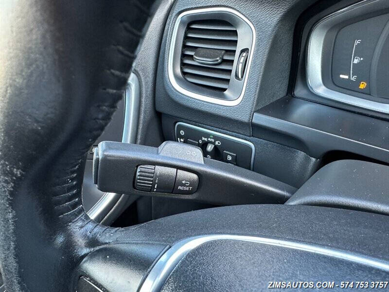 2017 Volvo V60 T5 Premier