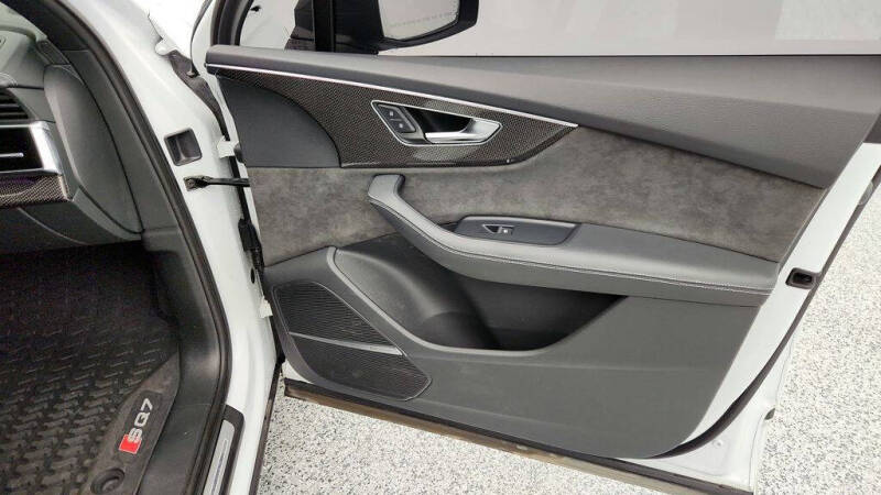 2022 Audi SQ7 4.0T quattro Prestige