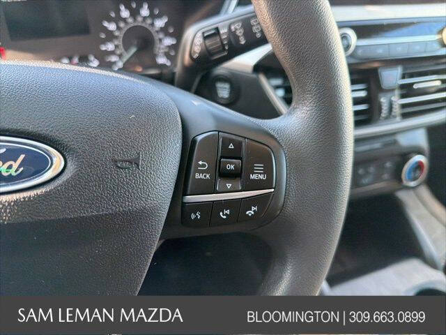 2022 Ford Escape SE