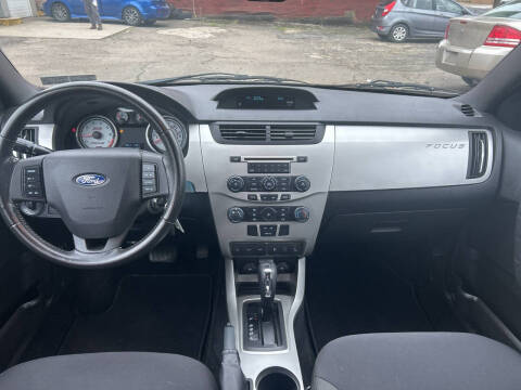 2011 Ford Focus Sport SES