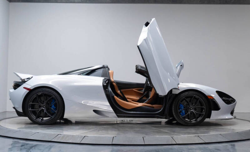 2020 McLaren 720S Spider Luxury