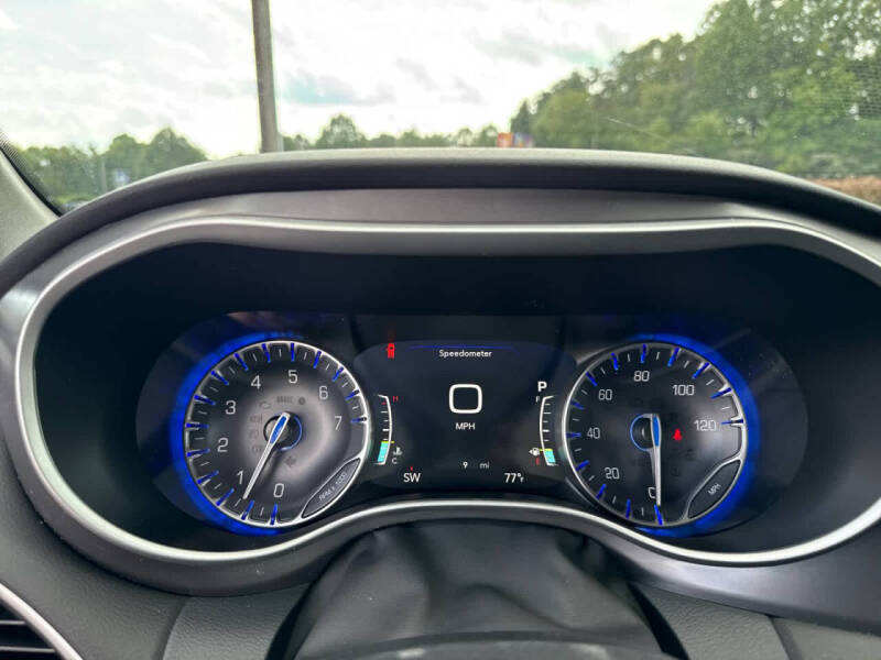 2026 Chrysler Voyager LX