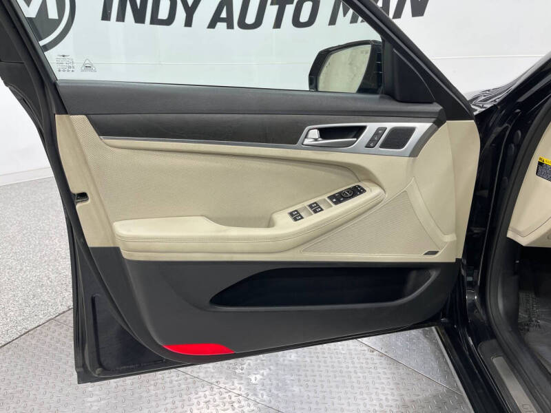 2017 Genesis G80