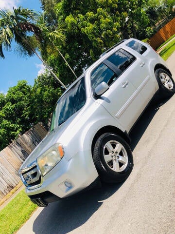 2011 Honda Pilot for sale at IRON CARS in Hollywood FL