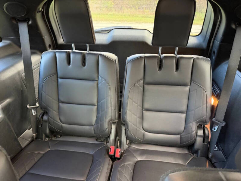 2019 Ford Explorer Platinum