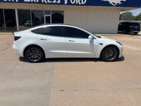 2020 Tesla Model 3 Long Range