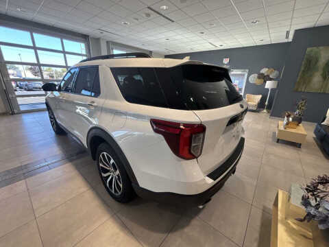 2022 Ford Explorer ST-Line