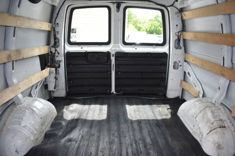 2017 GMC Savana 2500