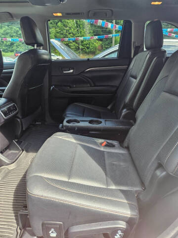 2017 Toyota Highlander Limited