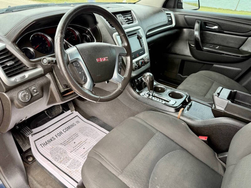 2016 GMC Acadia SLE-2