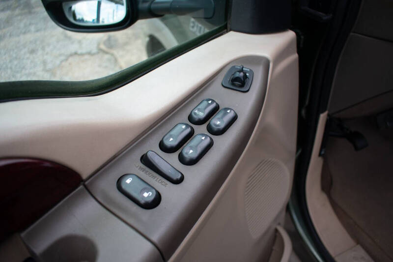 2003 Ford Excursion Eddie Bauer