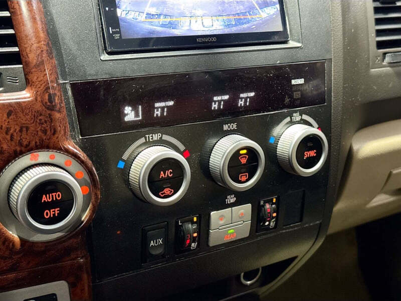 2008 Toyota Sequoia Platinum