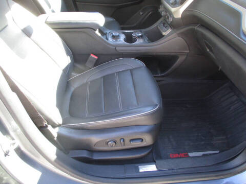 2020 GMC Acadia Denali