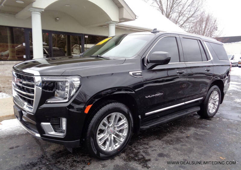 2022 GMC Yukon SLT's photo