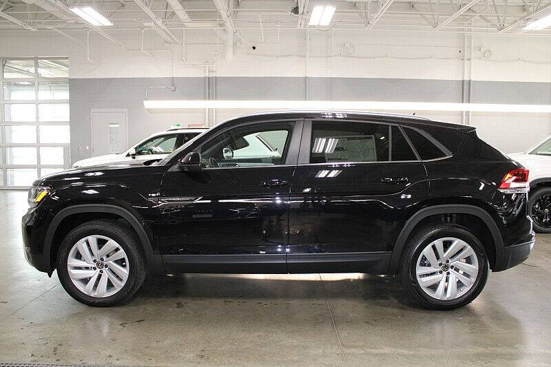 2022 Volkswagen Atlas Cross Sport for sale in Sioux Falls, SD