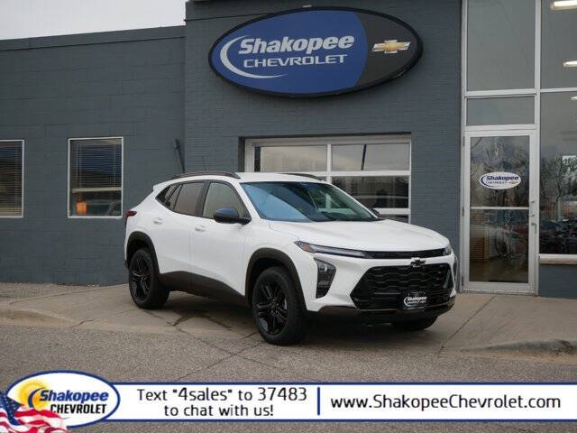 2025 Chevrolet Trax for sale at SHAKOPEE CHEVROLET in Shakopee MN