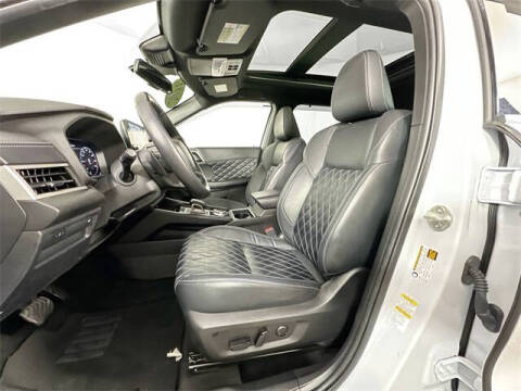 2023 Mitsubishi Outlander SEL