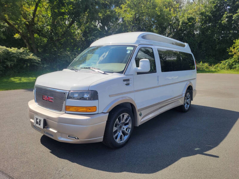 2023 GMC Savana 2500