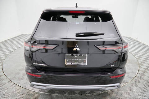 2026 Mitsubishi Outlander SE