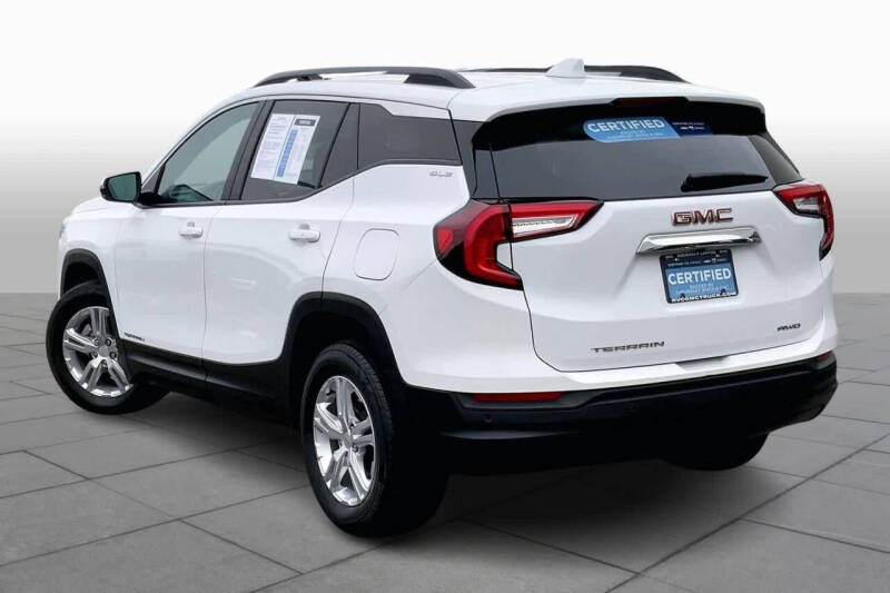 2022 GMC Terrain SLE