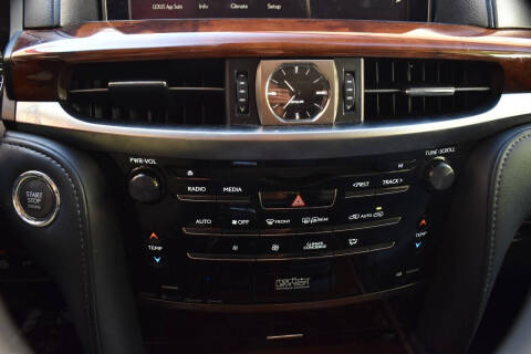 2018 Lexus LX 570 Three-Row