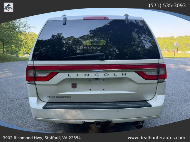 2017 Lincoln Navigator Select