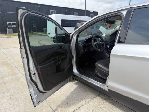 2016 Ford Escape S