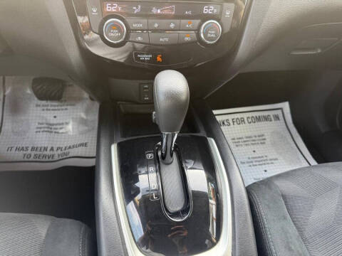 2016 Nissan Rogue