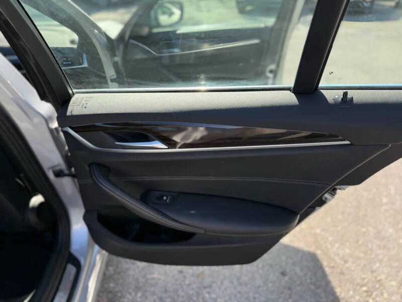 2018 BMW 5 Series 530i