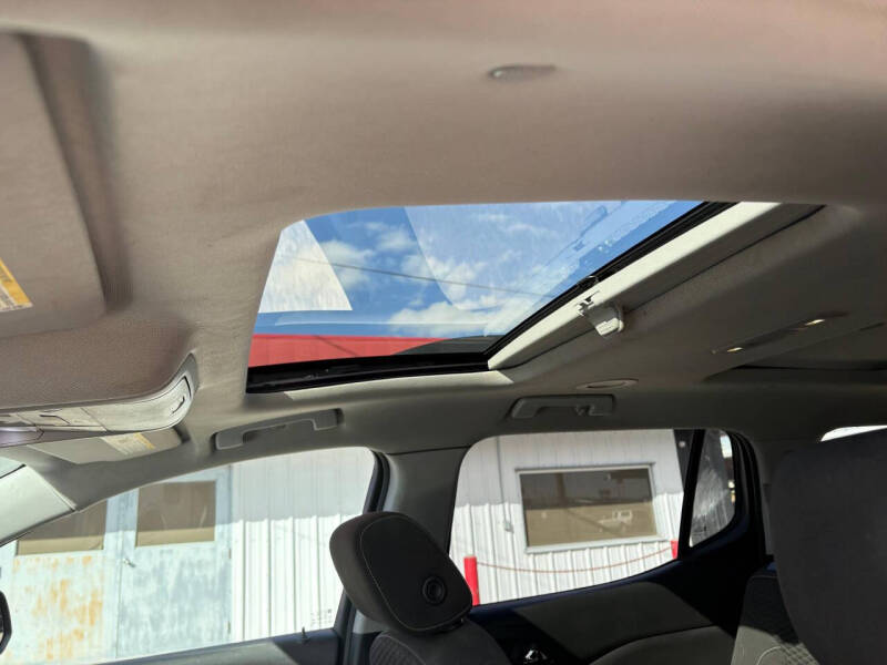 2017 GMC Acadia SLE-2