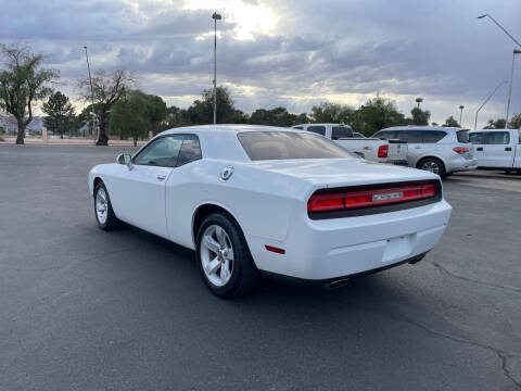 2012 Dodge Challenger SXT