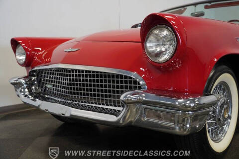 1957 Ford Thunderbird