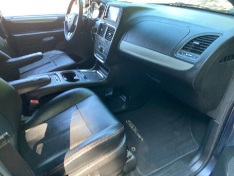 2016 Dodge Grand Caravan R/T