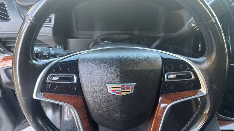 2015 Cadillac Escalade Luxury