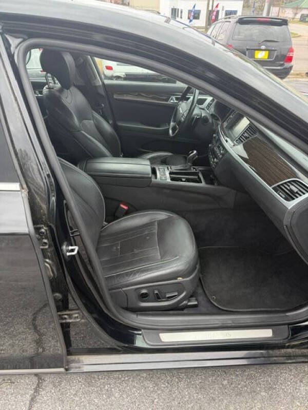 2015 Hyundai Genesis