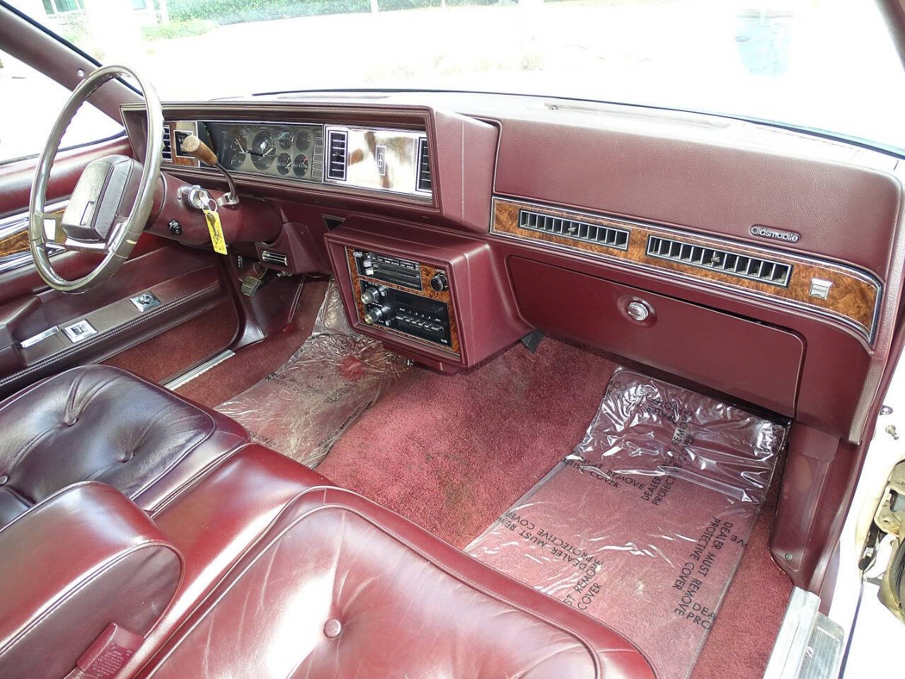 1985 Oldsmobile Cutlass Supreme 14