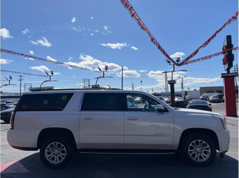 2015 GMC Yukon XL SLT