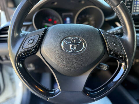 2018 Toyota C-HR XLE Premium