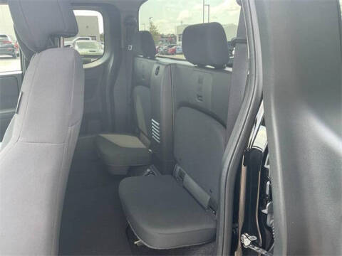 2022 Nissan Frontier S