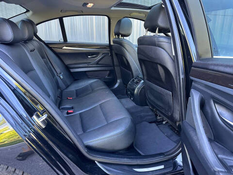 2014 BMW 5 Series 528i