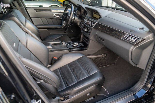 2012 Mercedes-Benz E-Class 33