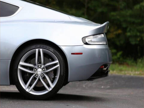 2016 Aston Martin DB9 GT