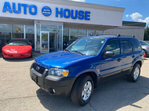 2007 Ford Escape for sale at Auto House Motors in Downers Grove IL