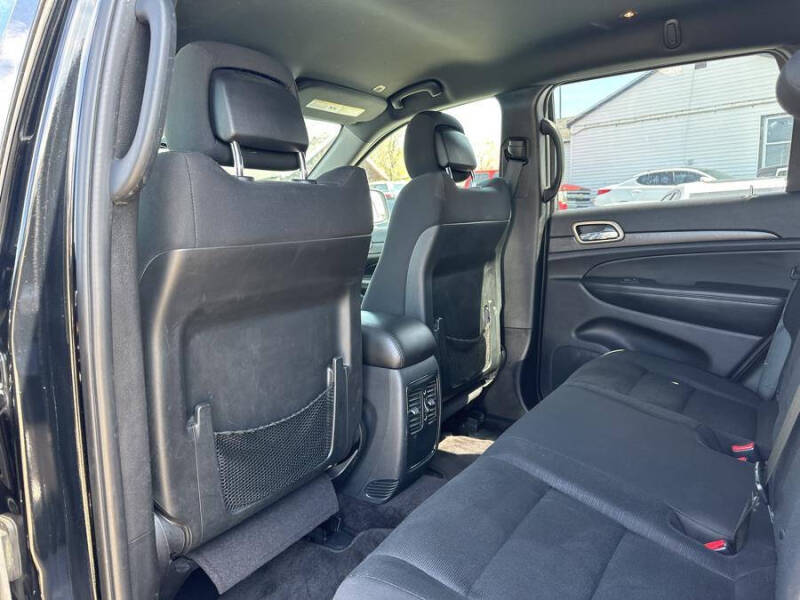 2017 Jeep Grand Cherokee Laredo