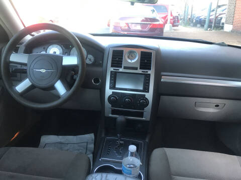 2009 Chrysler 300 LX