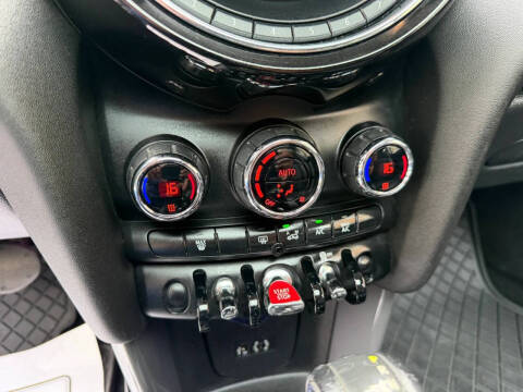 2015 MINI Hardtop 2 Door Cooper