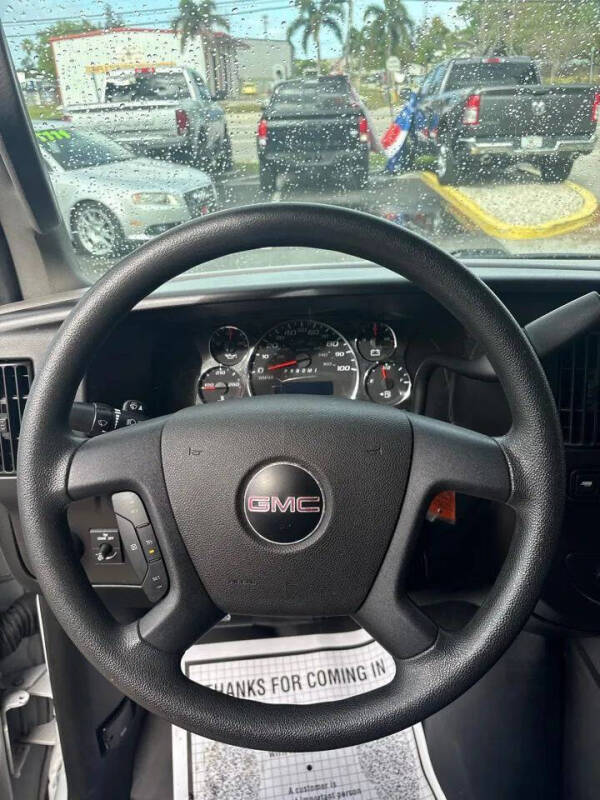 2020 GMC Savana 2500