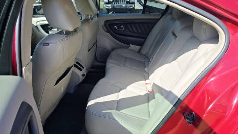 2011 Ford Taurus SEL